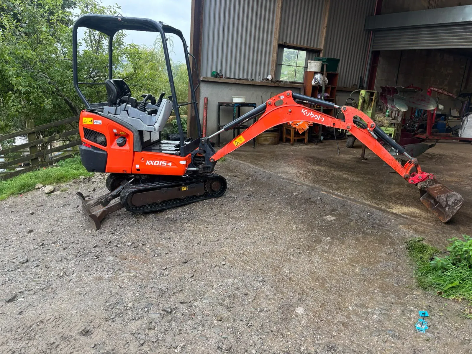 Mini digger driveway completed by Crown Hill Contracting